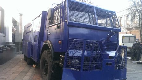 Під Радою. Фото Оксани Денисової