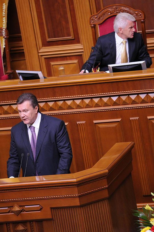 Янукович, навпаки, почав сезон бадьоро. Хіба що класиків цього разу не цитував