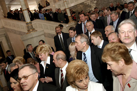 Ось і закінчилась їх чотирирічка...