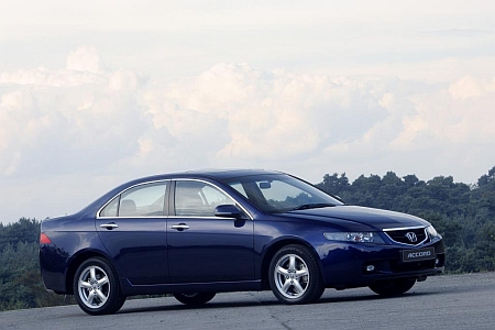 Схоже авто є міністра оборони