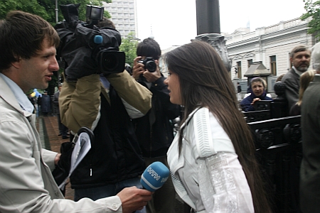 Тепер журналісти питатимуть Руслану не лише про творчі плани