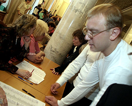 Андрій Шевченко якраз цим і займається