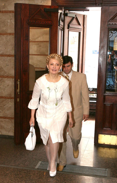 Юлія Тимошенко спішно прибула на зустріч.