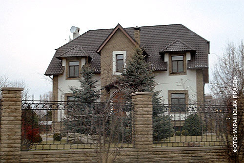 Будинок, де квартирується Довгий