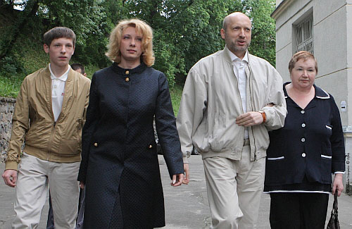 Турчинов вивів на голосування